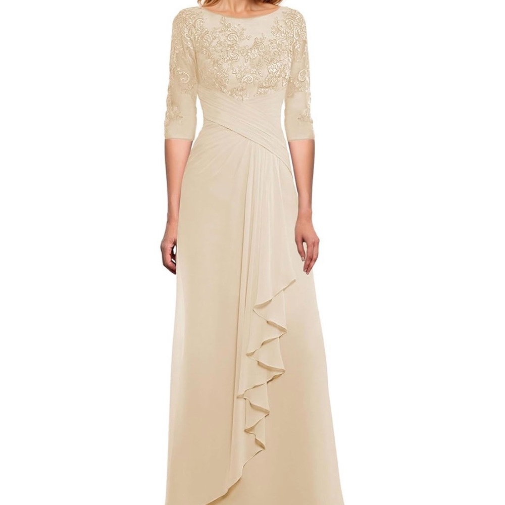 JJs House Cream Lace Wedding Dress